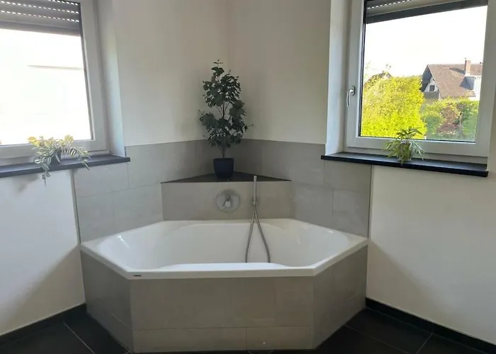 Casa de Férias Holiday Apartment With 3 Bedrooms Altdorf bei Nuernberg